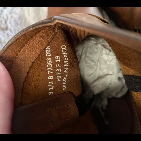 FRYE Wyatt Harness Short boot - Dark Brown, size 9.5 - Picture 8 of 8